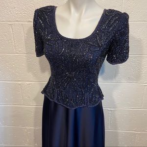 Vintage Stenay Petite 2 beaded shirt sleeve dress